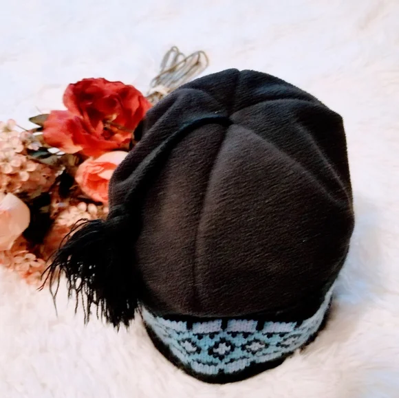 NEW! Blue winter beanie hat with tassel PRICE REDUCED! - Picture 6 of 6